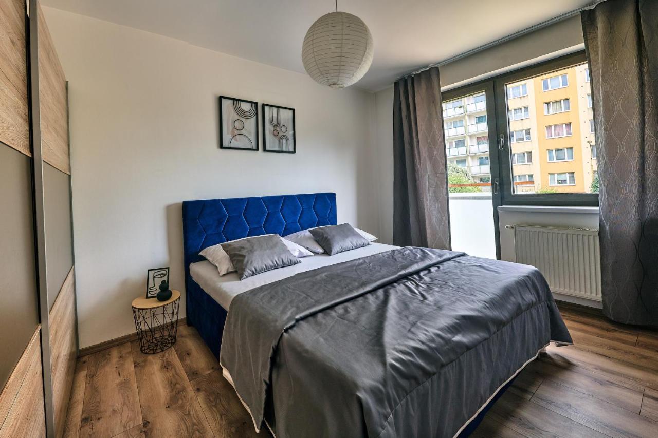 Štýlový byt v centre mesta s podzemným parkovaním Košice Exterior foto